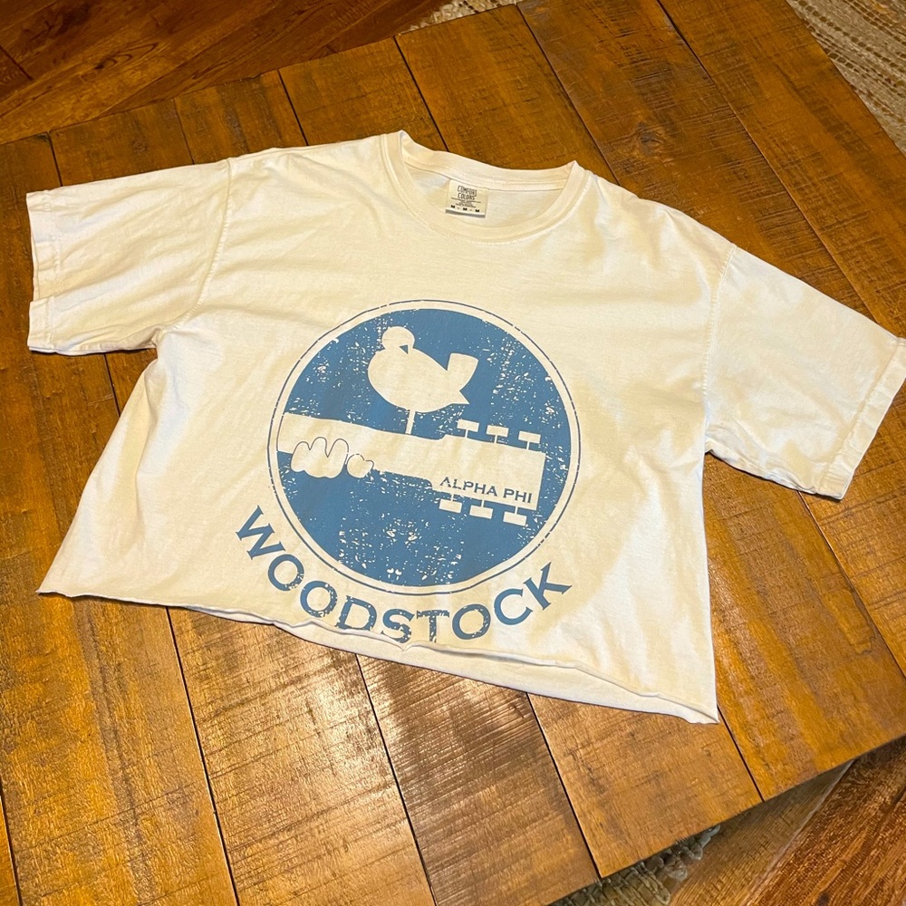 Woodstock Tee